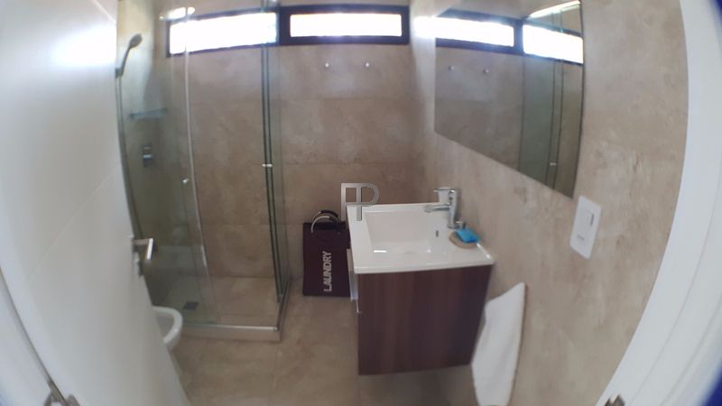 bathroom (photo 3)