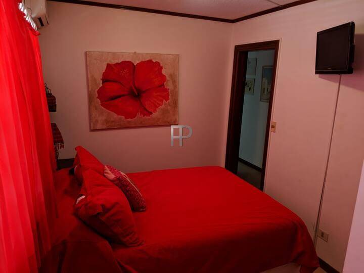 bedroom (photo 5)