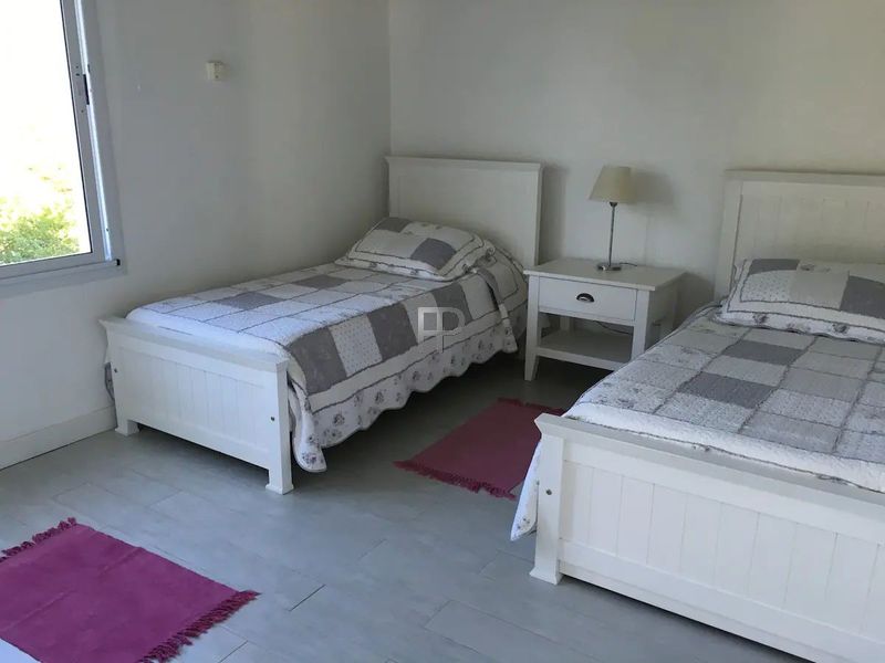 bedroom (photo 3)
